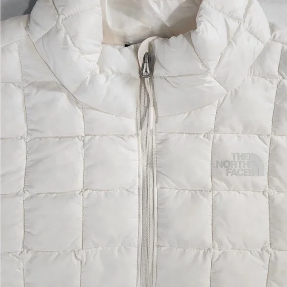 The North Face Women's Gardenia White Slim Fit Jacket SZ 3X - Picture 4 of 7